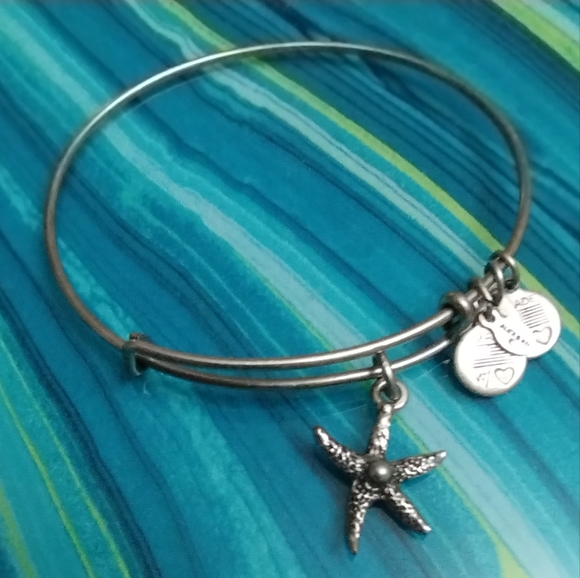 Alex And Ani Starfish Bracelet - Picture 2 of 9